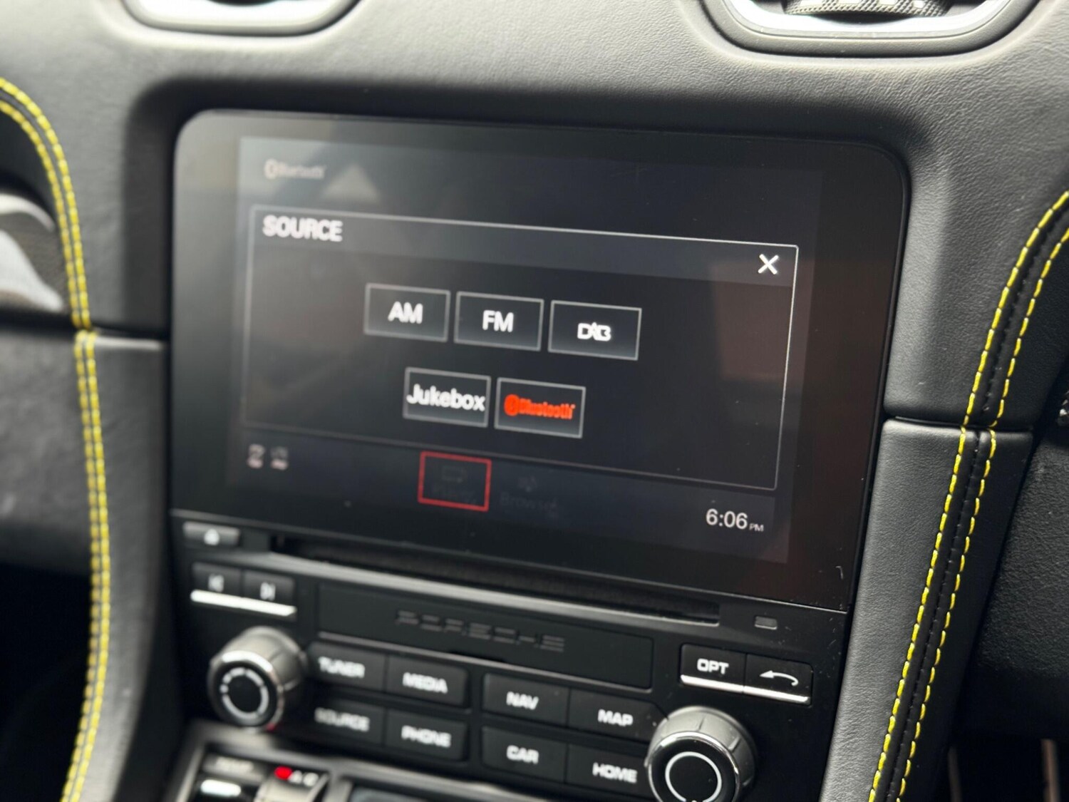 Used Porsche Cayman 2020 for sale - 76562529: Photo 54