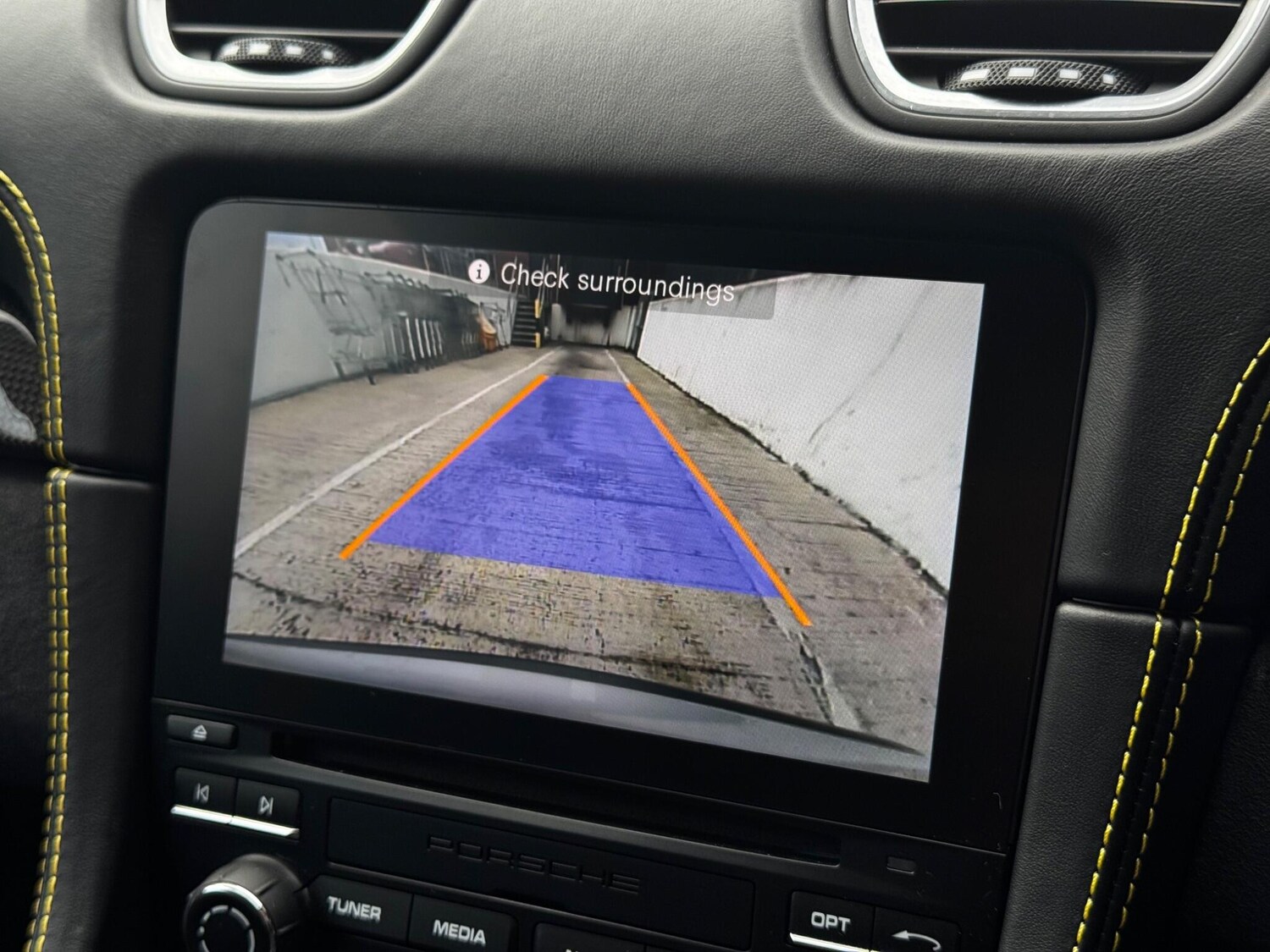 Used Porsche Cayman 2020 for sale - 76562529: Photo 56