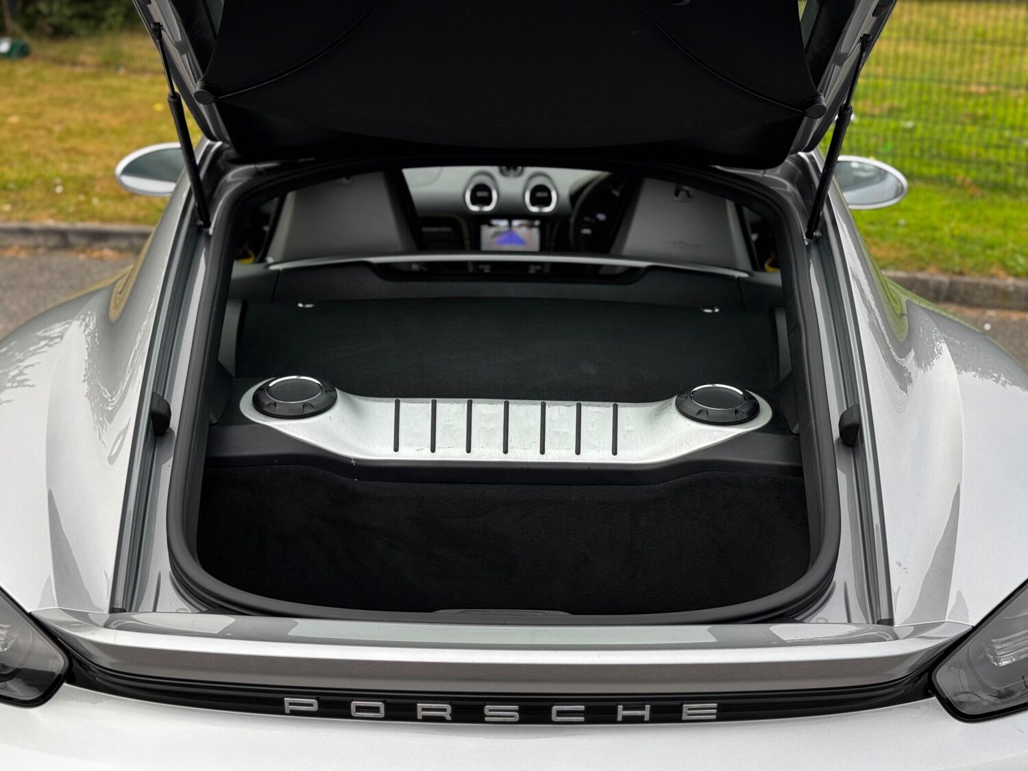 Used Porsche Cayman 2020 for sale - 76562529: Photo 59