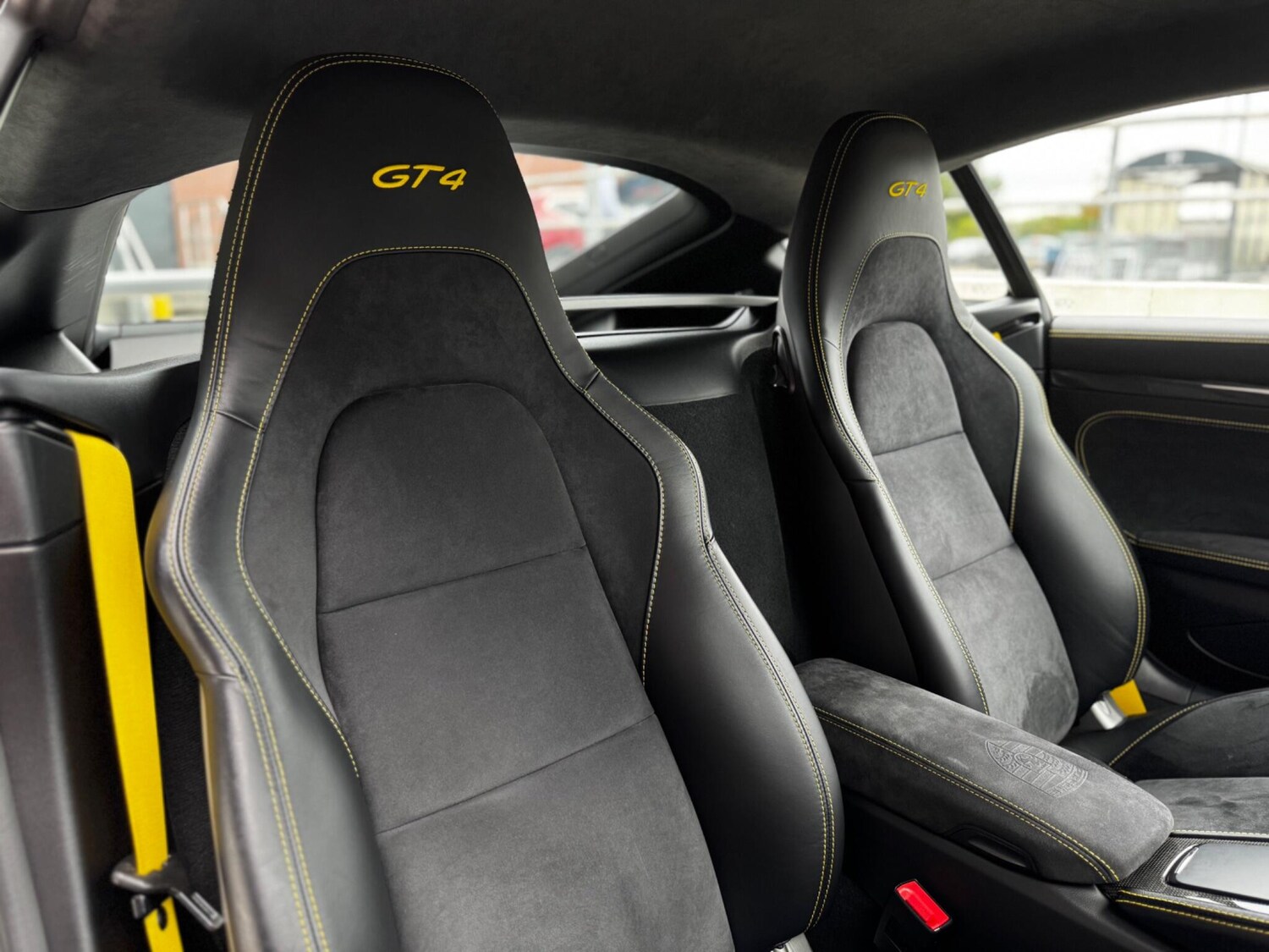 Used Porsche Cayman 2020 for sale - 76562529: Photo 6
