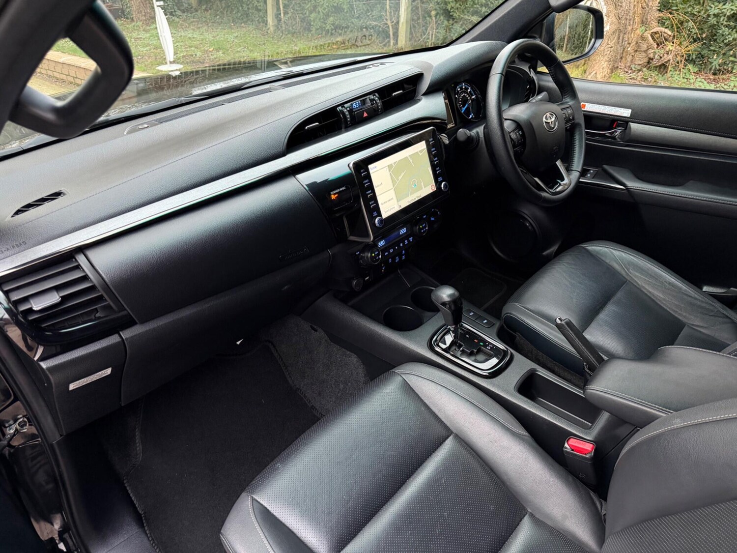 Used Toyota Hilux for sale - 77784475: Photo 15