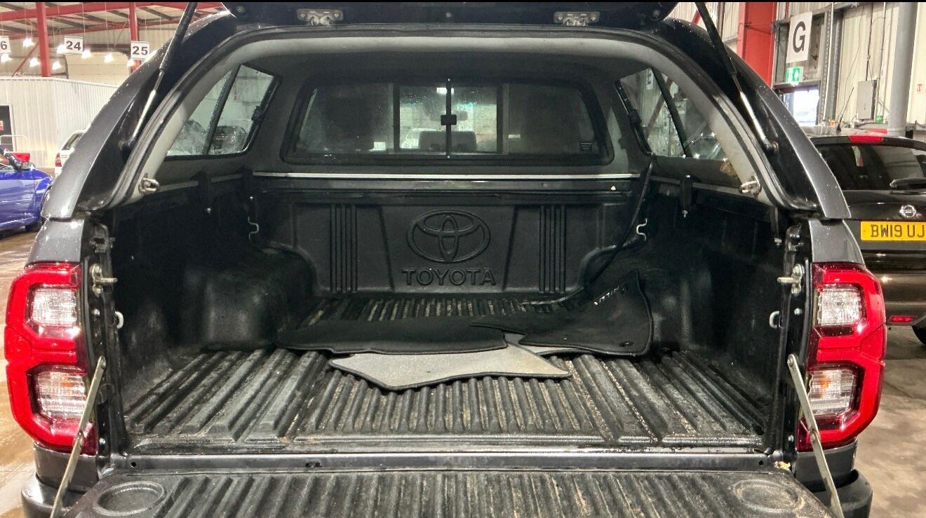 Used Toyota Hilux for sale - 77784475: Photo 30