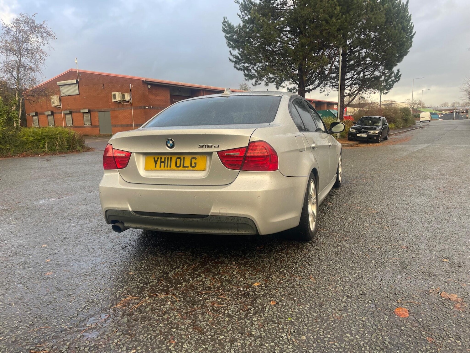 Used BMW 3 Series 2011 for sale - 77320724: Photo 3