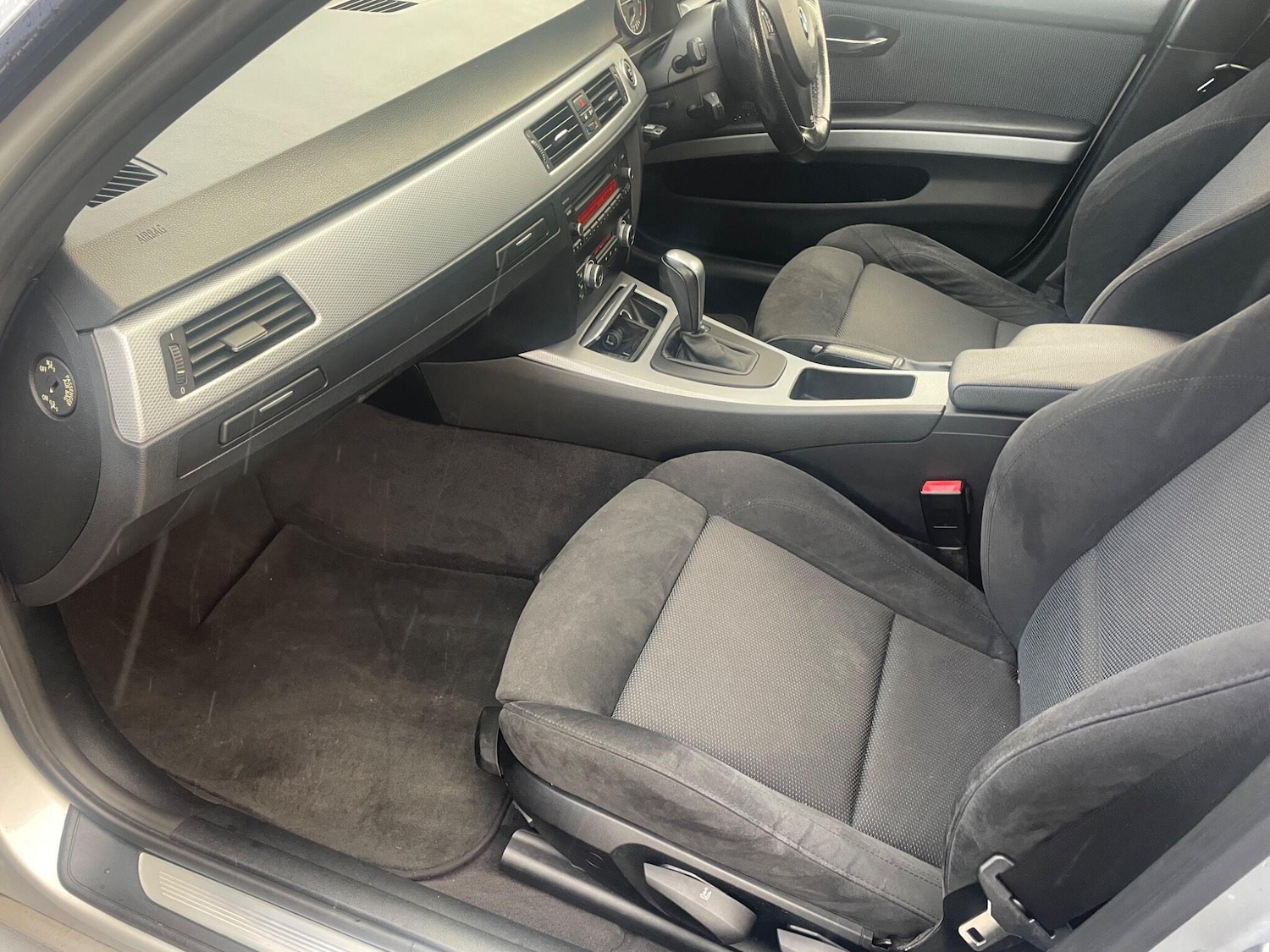 Used BMW 3 Series 2011 for sale - 77320724: Photo 9