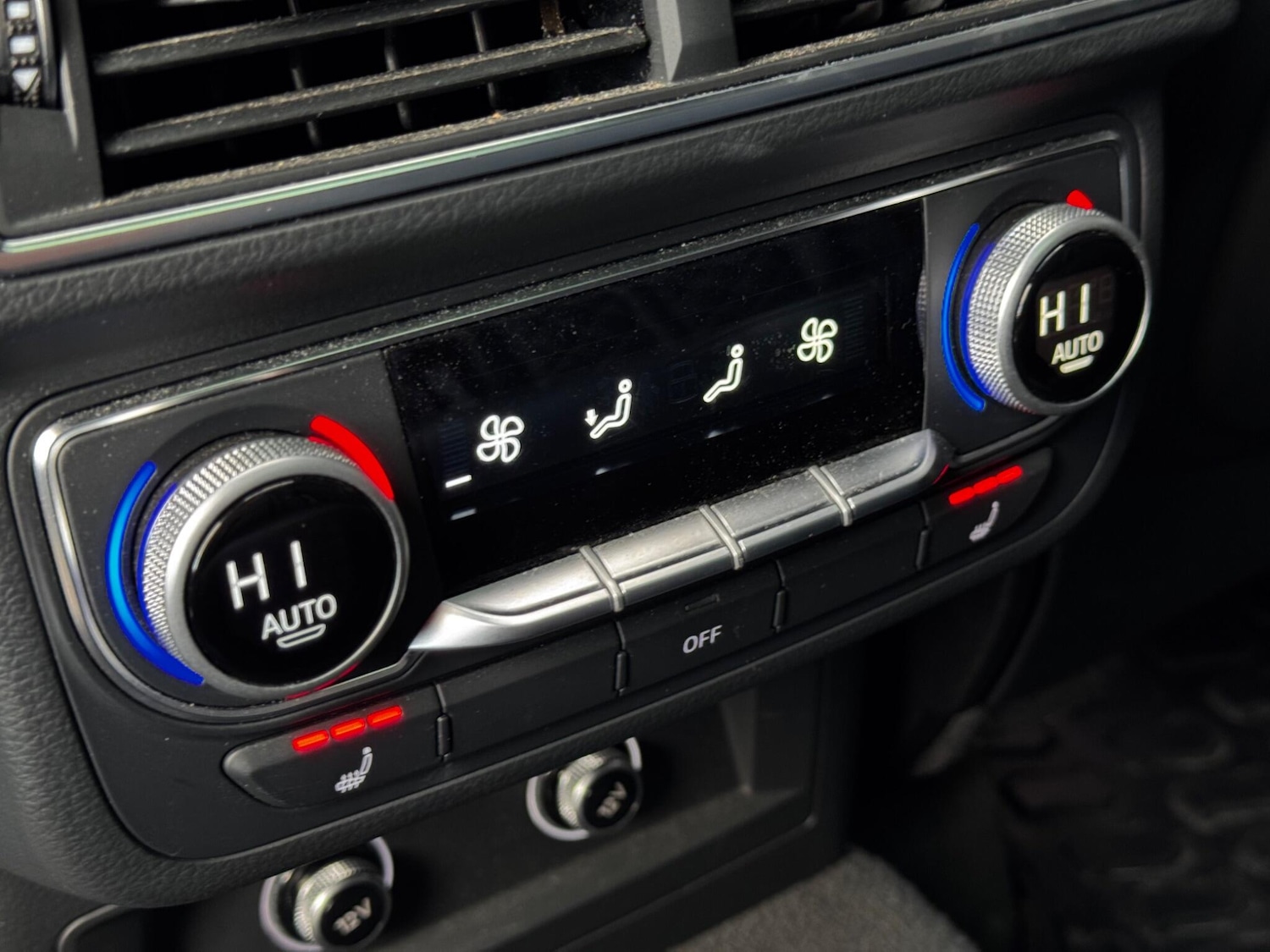 Used Audi SQ7 2018 for sale - 77424998: Photo 32