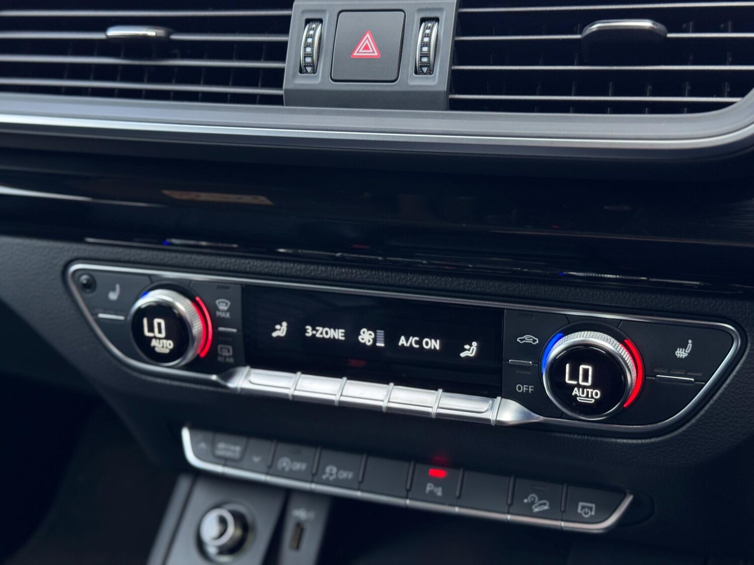 Used Audi Q5 2018 for sale - 76561734: Photo 44