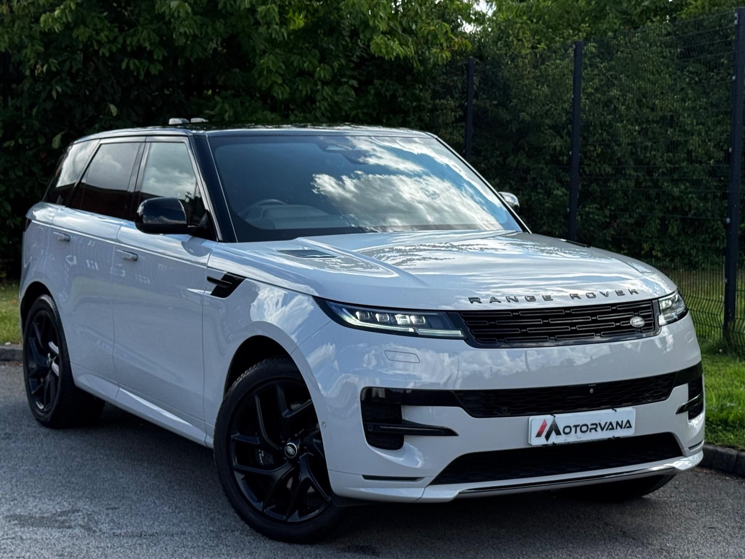 Used Land Rover Range Rover Sport 2022 for sale - 76561208: Photo 1