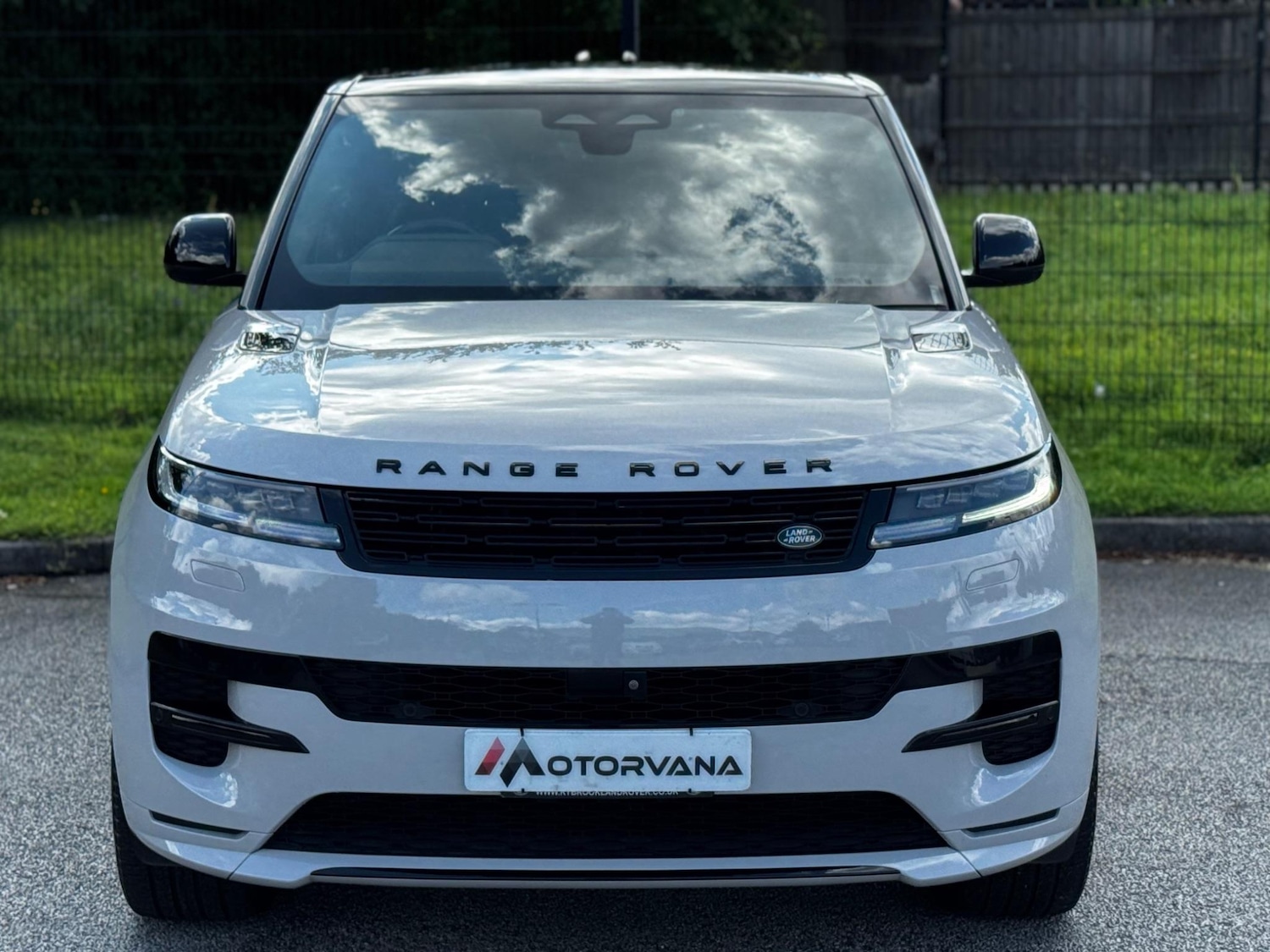 Used Land Rover Range Rover Sport 2022 for sale - 76561208: Photo 2