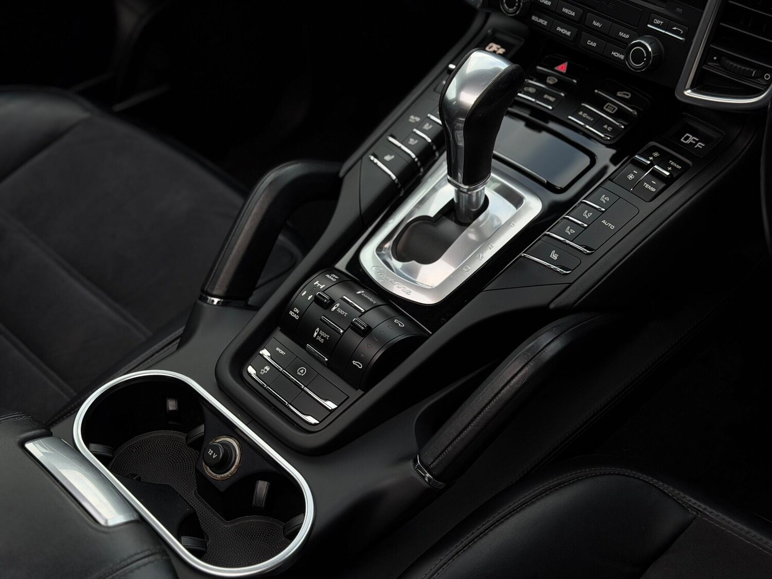 Used Porsche Cayenne for sale - 76989355: Photo 20