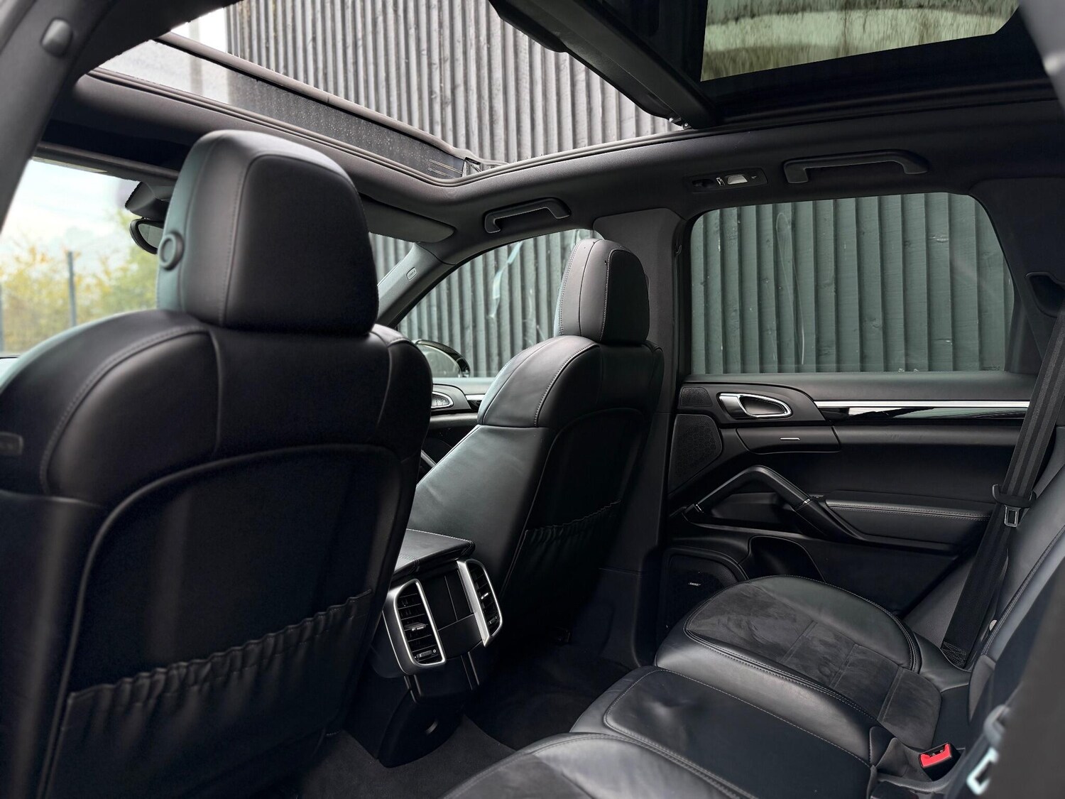 Used Porsche Cayenne for sale - 76989355: Photo 24