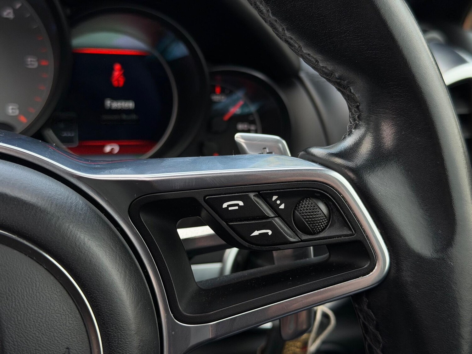 Used Porsche Cayenne for sale - 76989355: Photo 29