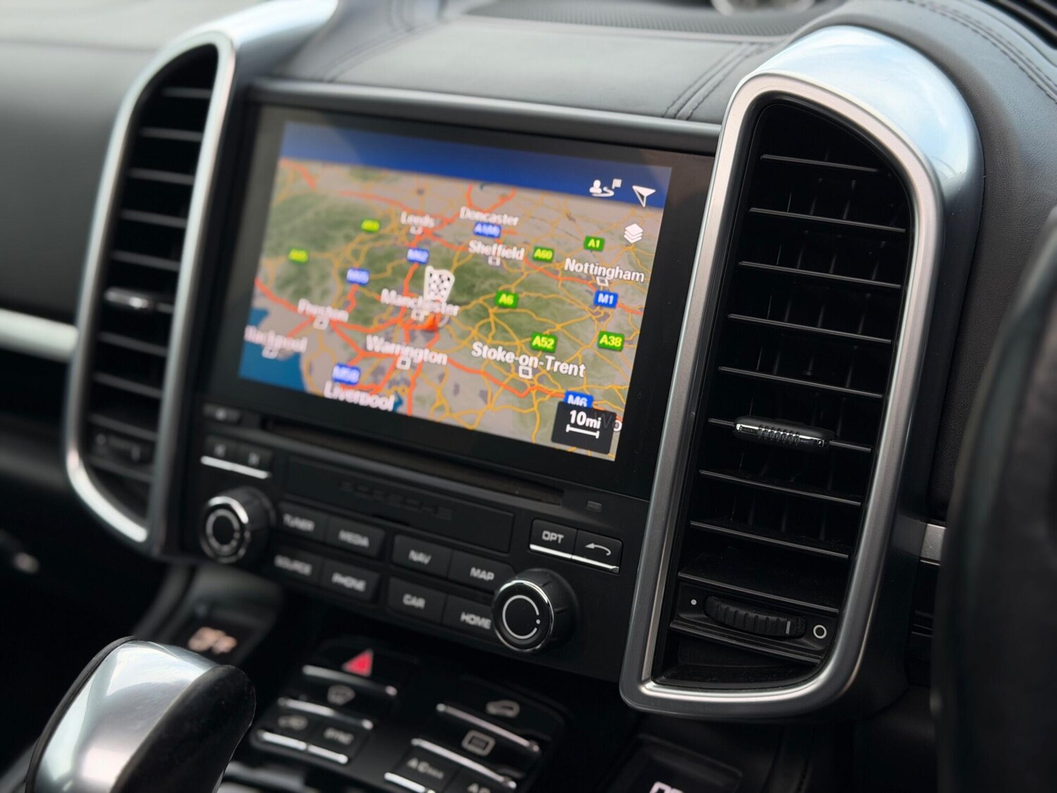 Used Porsche Cayenne for sale - 76989355: Photo 31