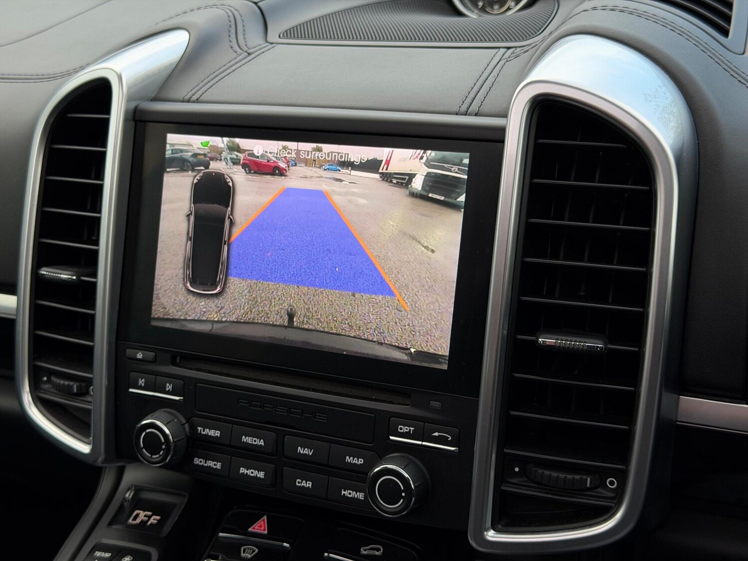 Used Porsche Cayenne for sale - 76989355: Photo 35