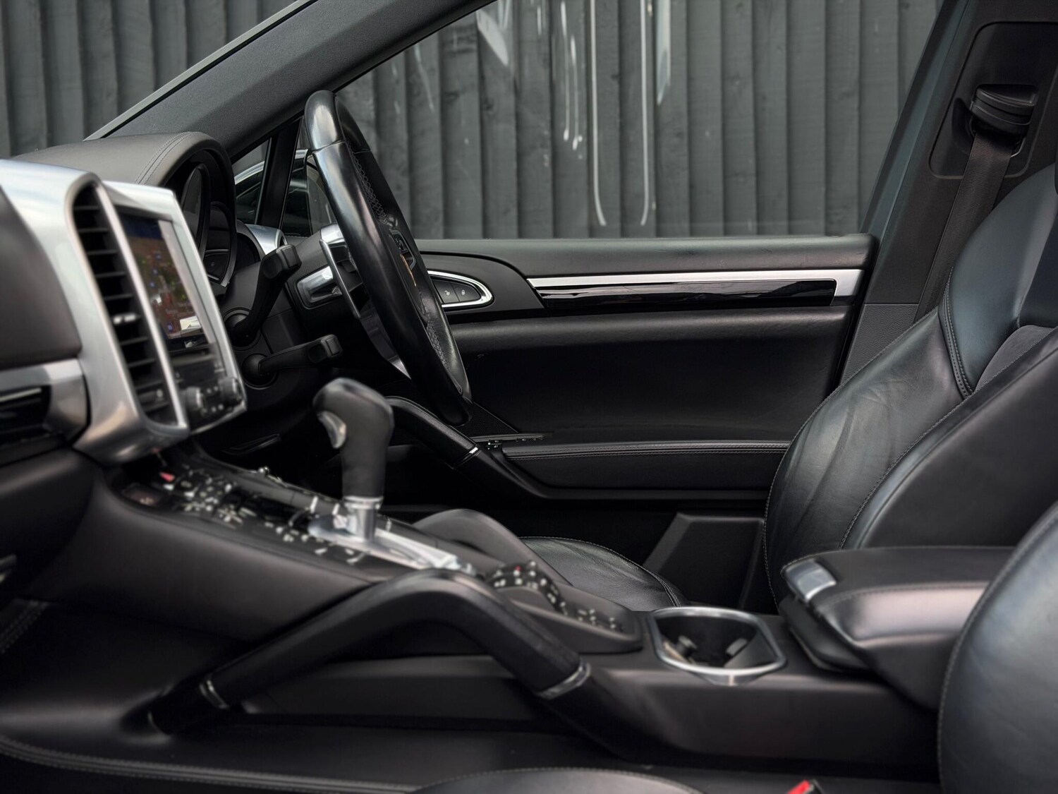 Used Porsche Cayenne for sale - 76989355: Photo 40