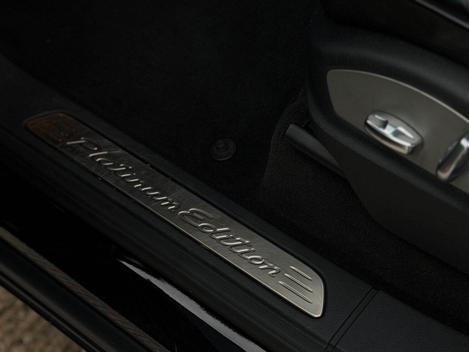 Used Porsche Cayenne for sale - 76989355: Photo 47