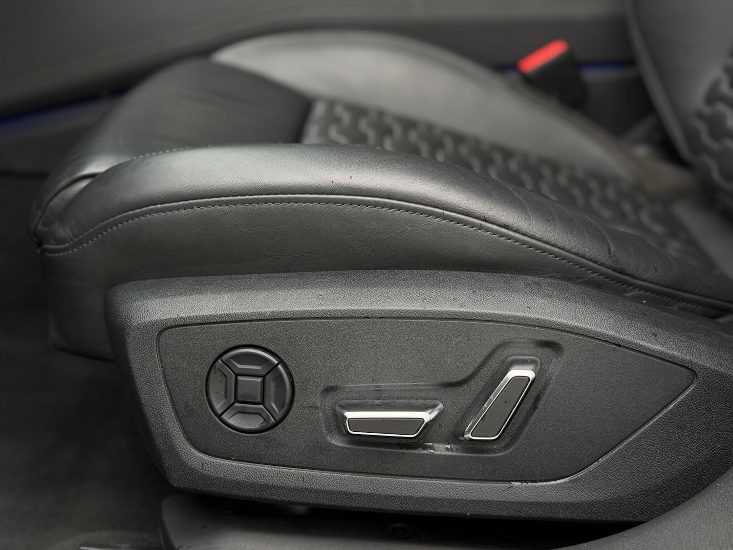 Used Audi RS6 2020 for sale - 76561084: Photo 38