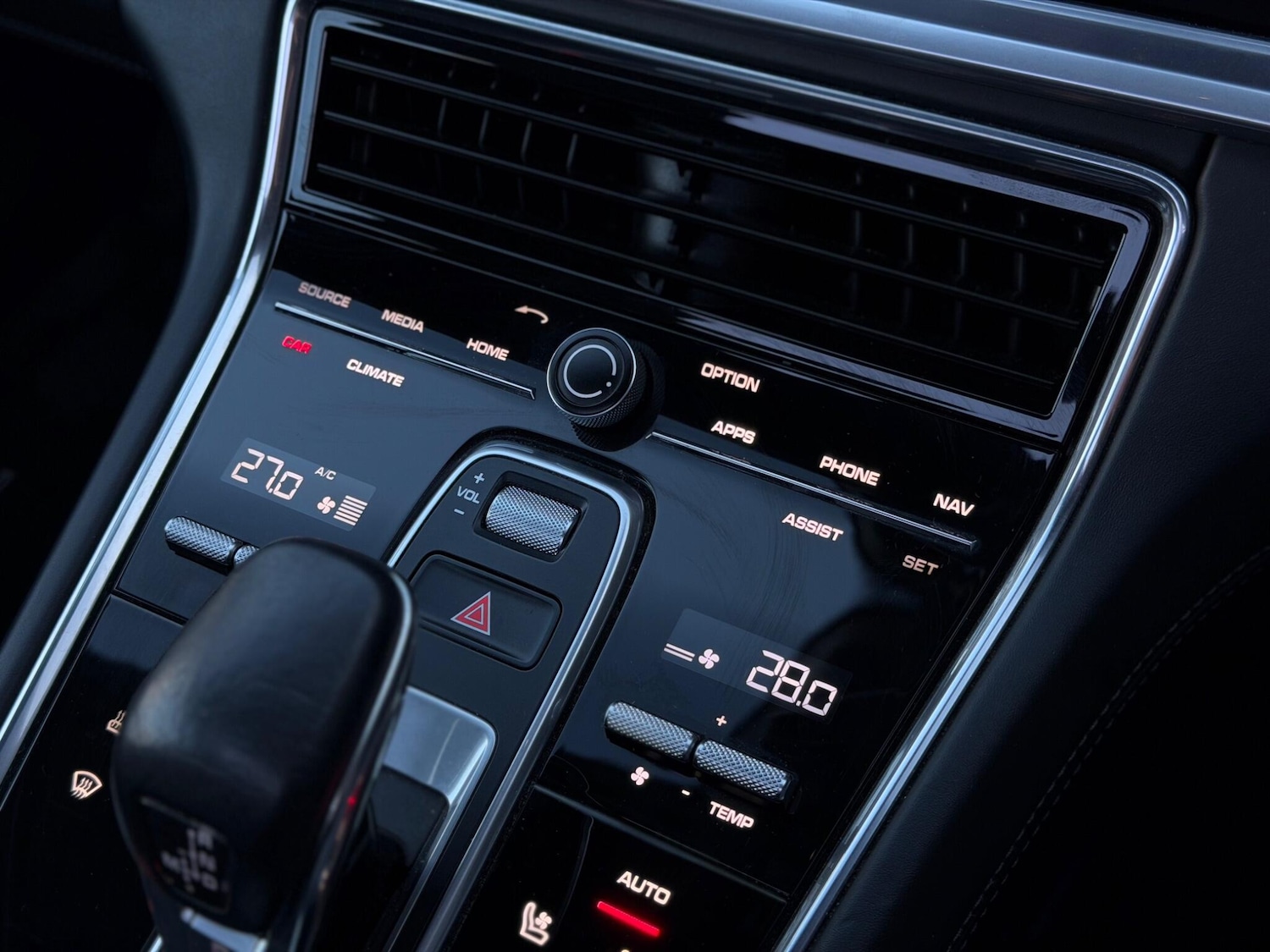 Used Porsche Panamera 2017 for sale - 76727309: Photo 25