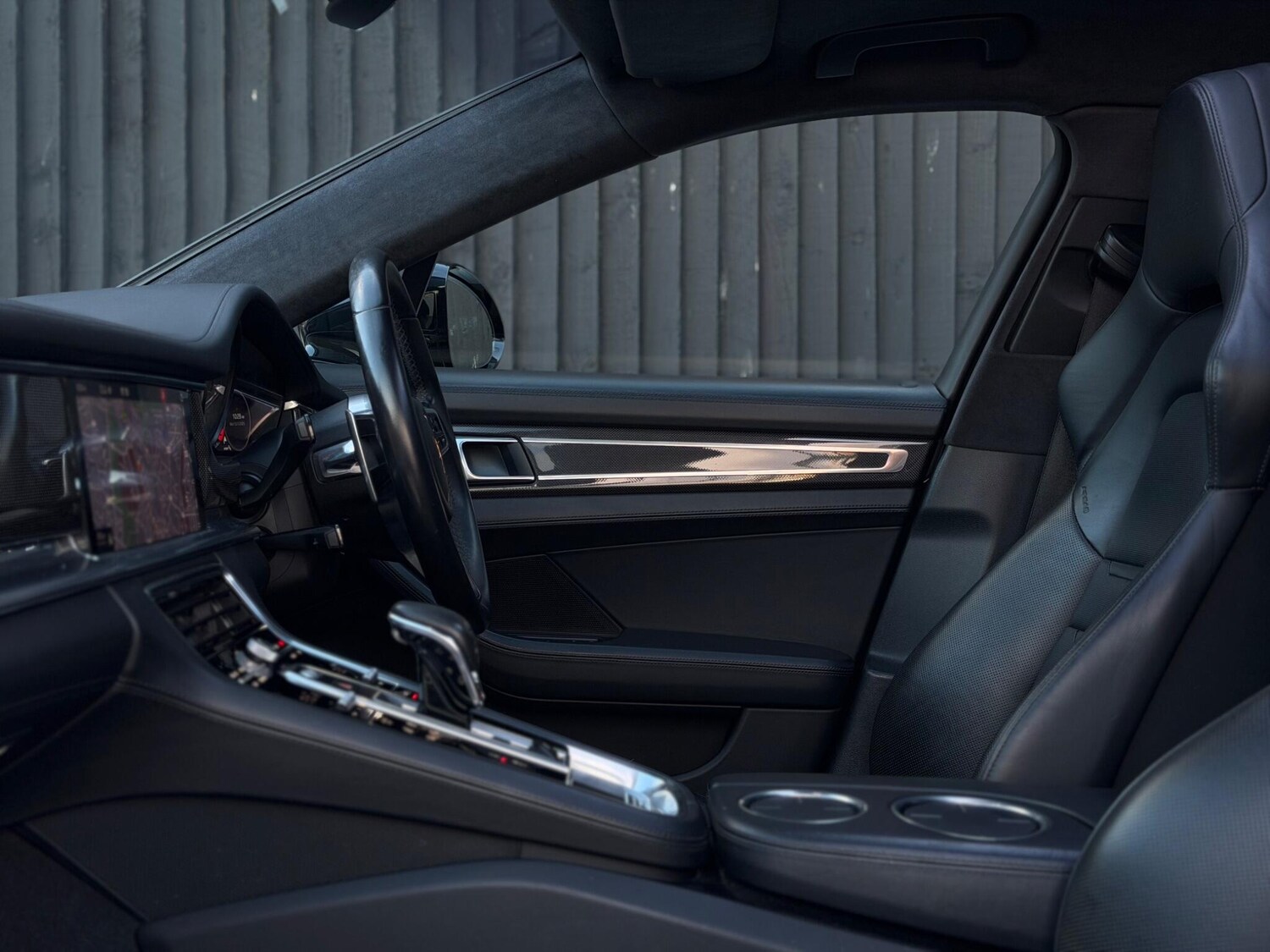 Used Porsche Panamera 2017 for sale - 76727309: Photo 55