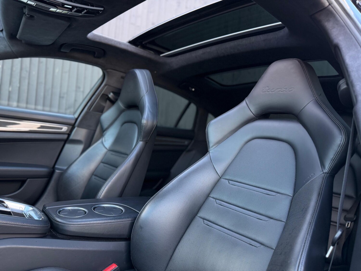 Used Porsche Panamera 2017 for sale - 76727309: Photo 56