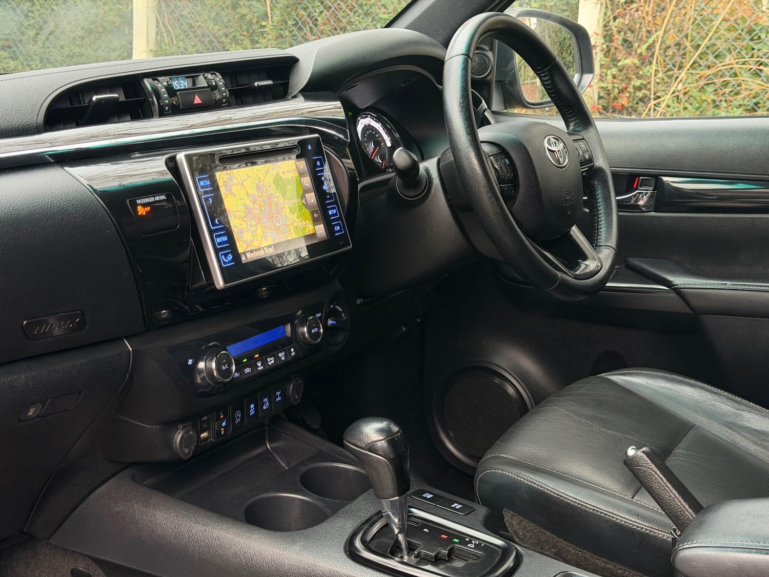 Used Toyota Hilux 2020 for sale - 77387069: Photo 23