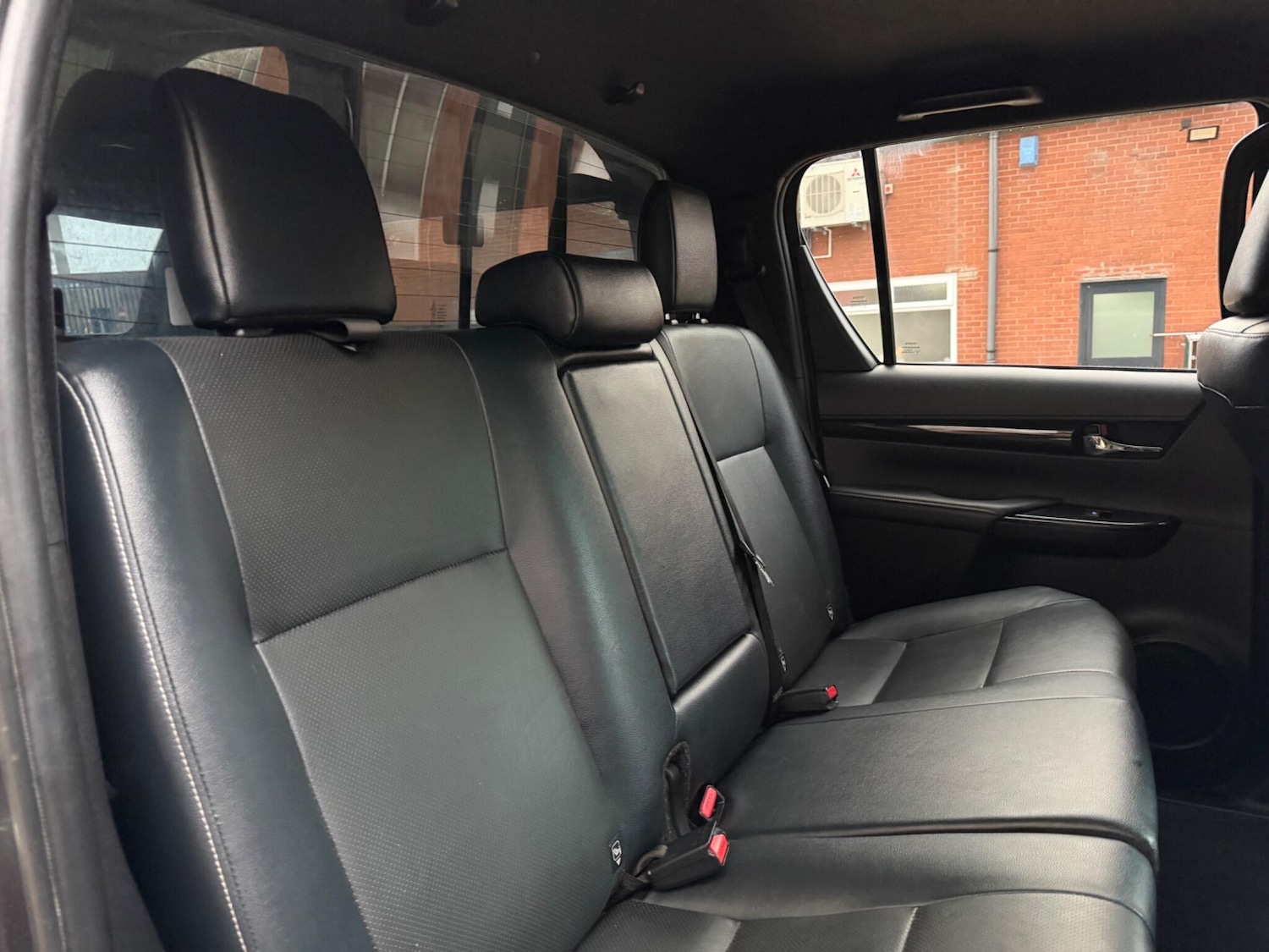 Used Toyota Hilux 2020 for sale - 77387069: Photo 38