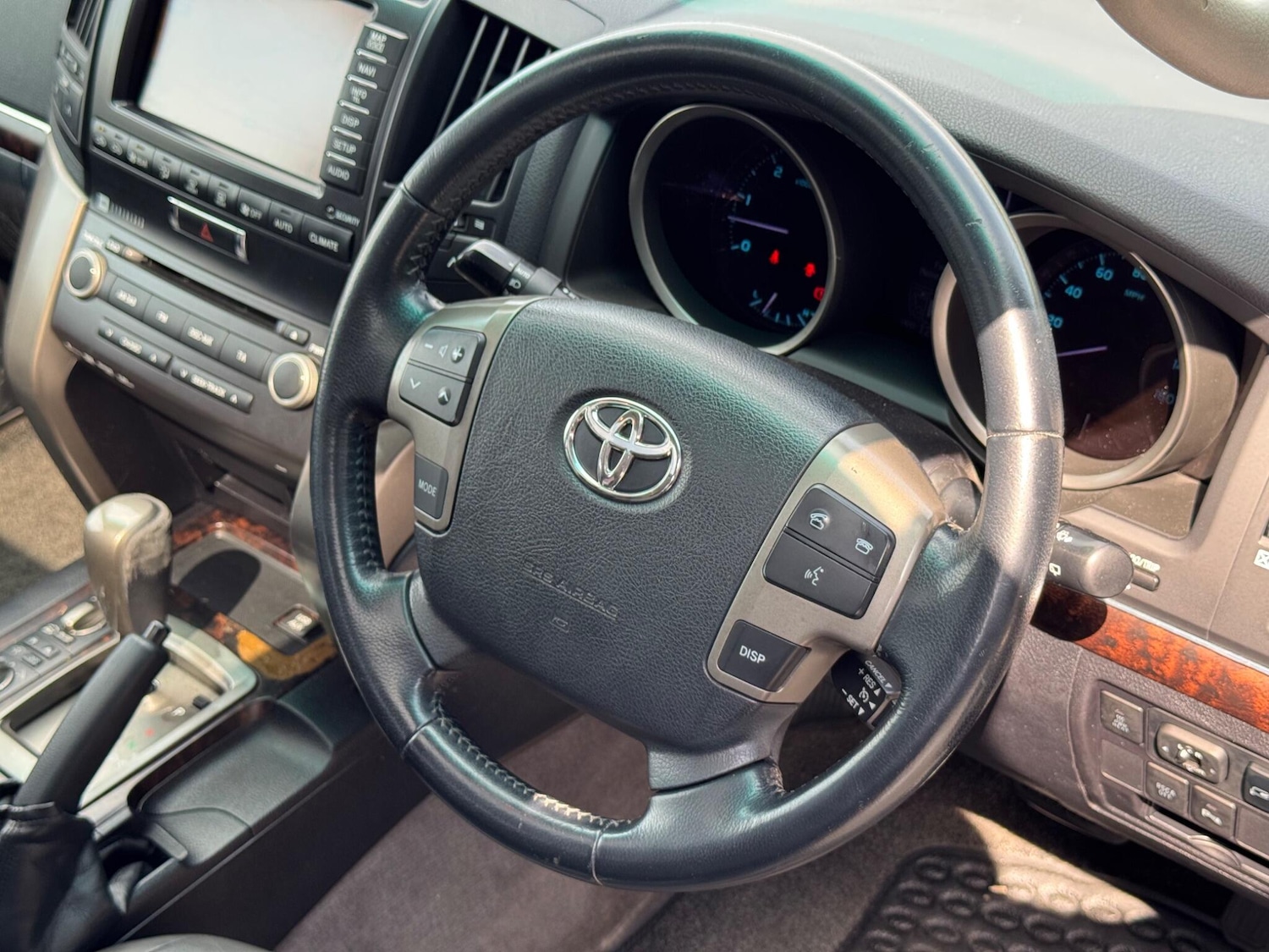 Used Toyota Land Cruiser 2010 for sale - 76994995: Photo 34