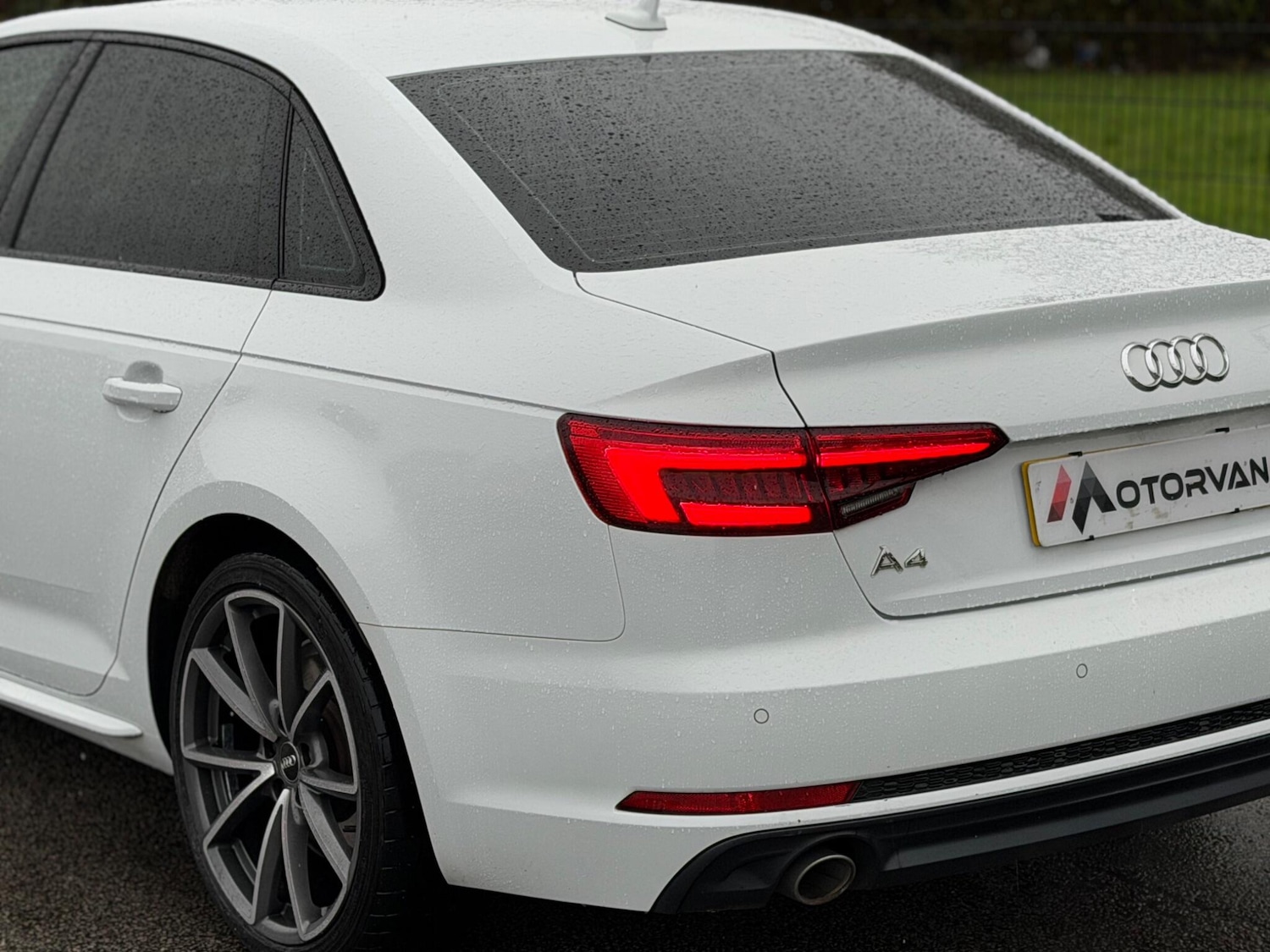 Used Audi A4 2017 for sale - 76752772: Photo 11