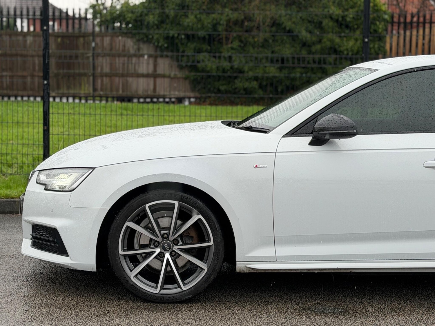 Used Audi A4 2017 for sale - 76752772: Photo 14
