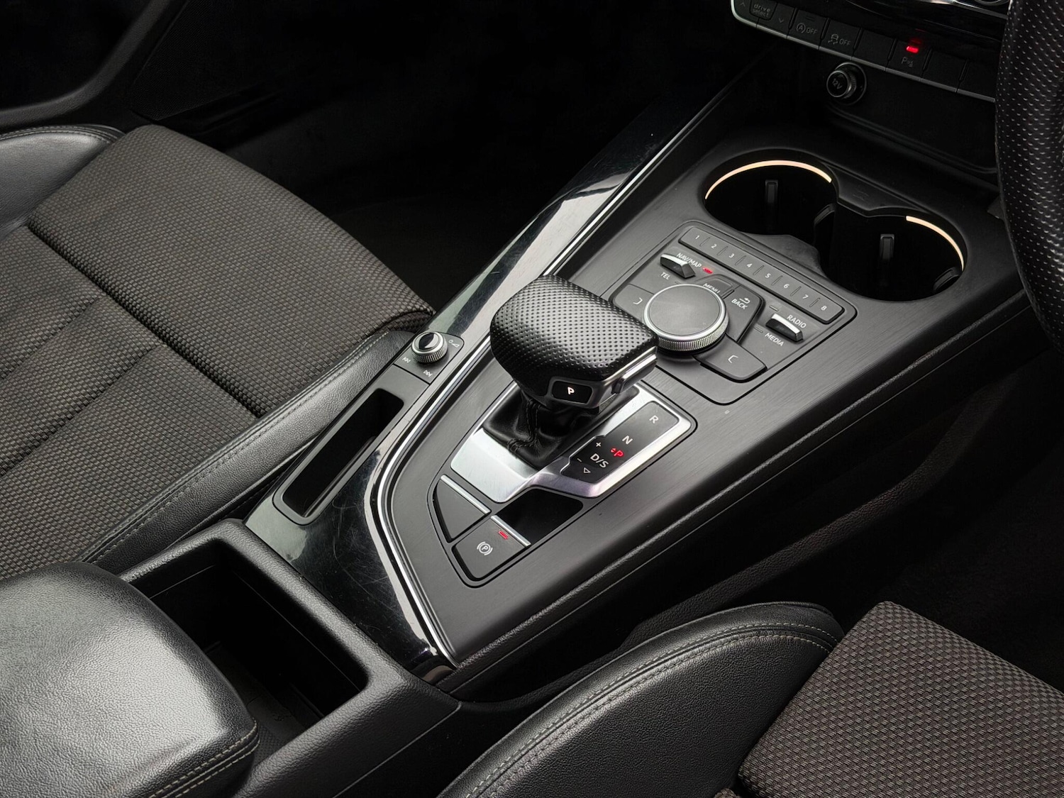 Used Audi A4 2017 for sale - 76752772: Photo 22