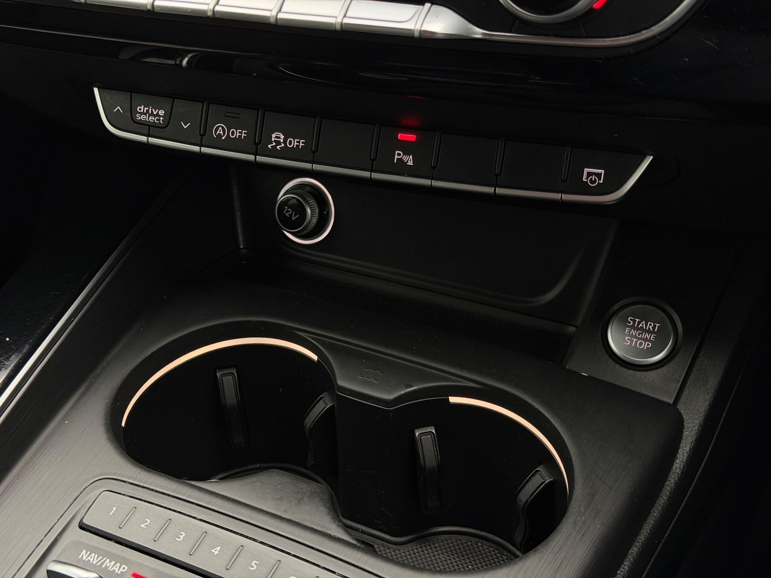 Used Audi A4 2017 for sale - 76752772: Photo 43