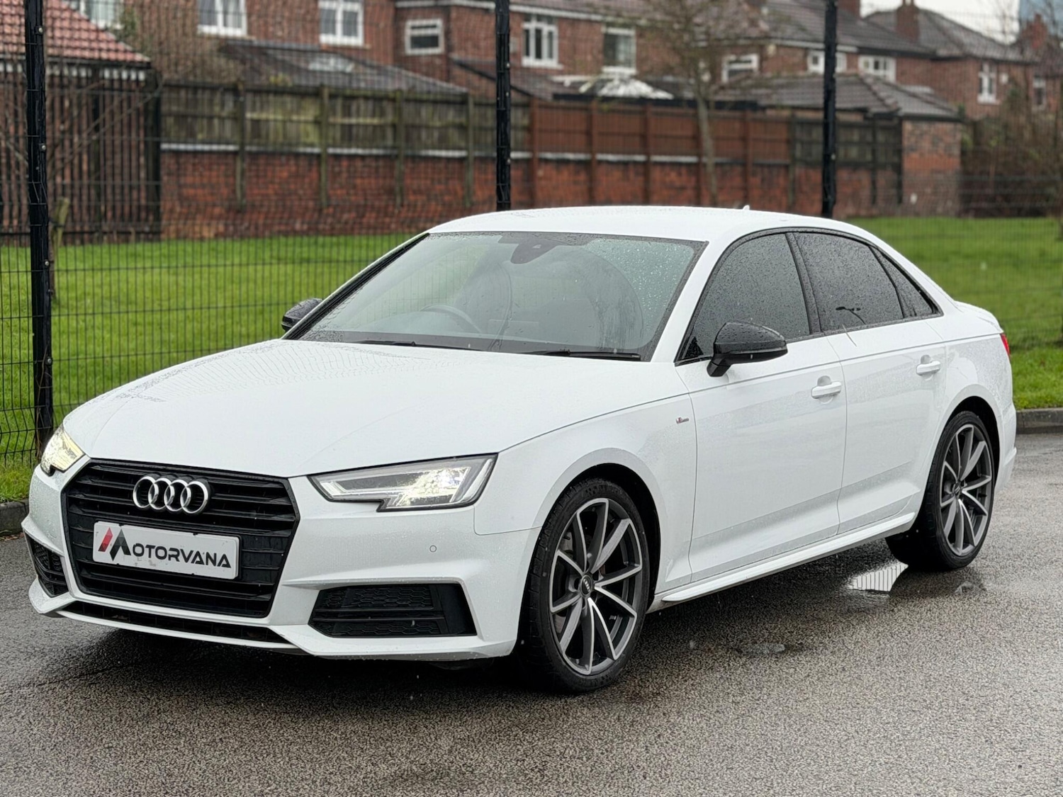 Used Audi A4 2017 for sale - 76752772: Photo 9