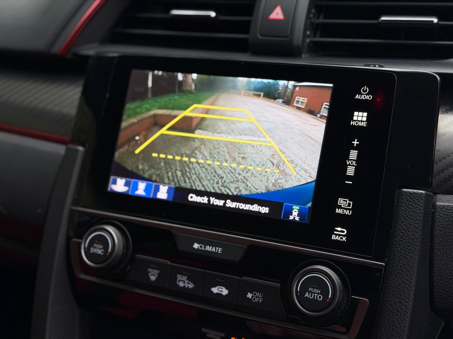 Used Nissan GT-R 2018 for sale - 76995657: Photo 37