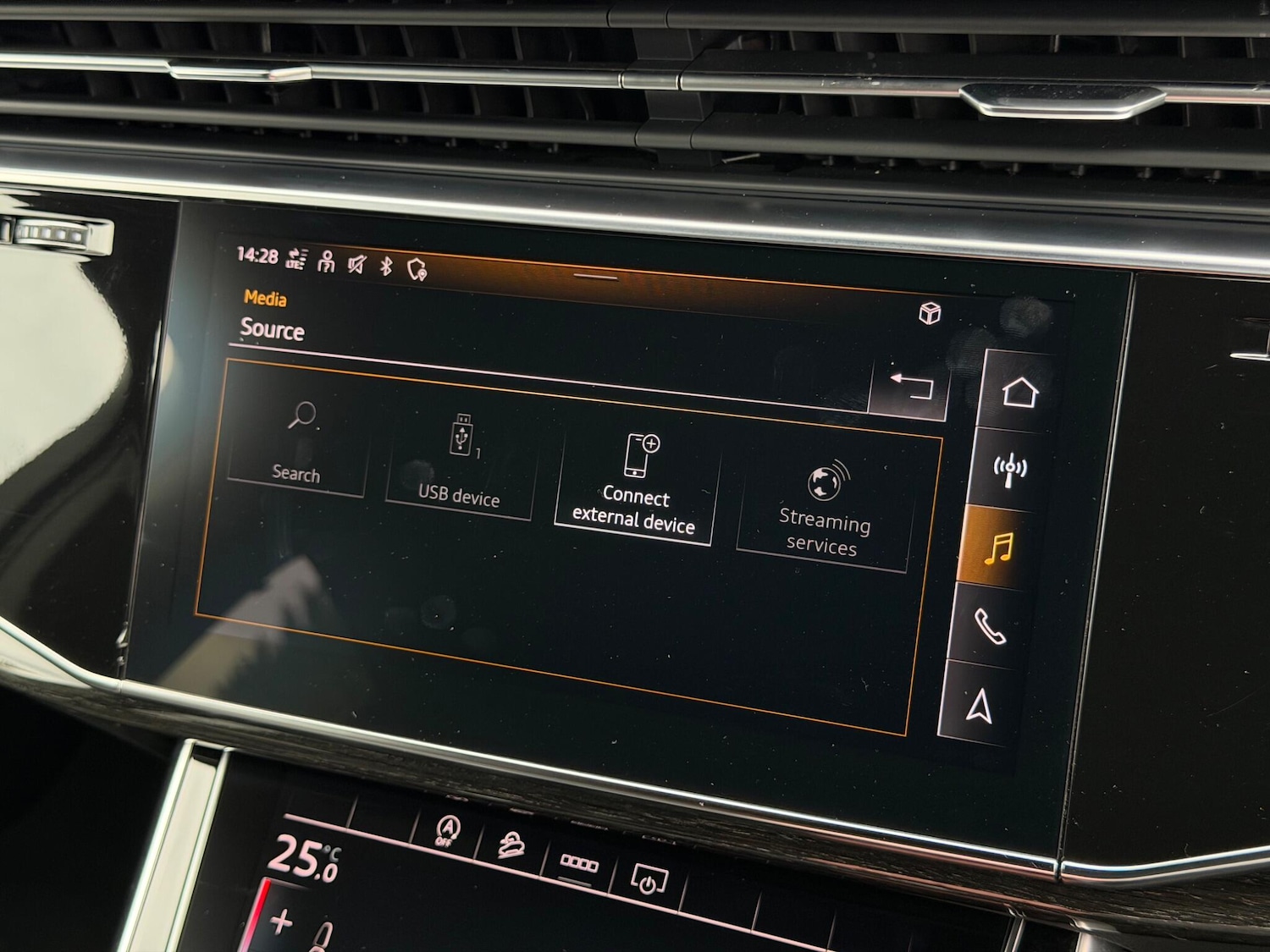 Used Audi Q7 2024 for sale - 78006949: Photo 42