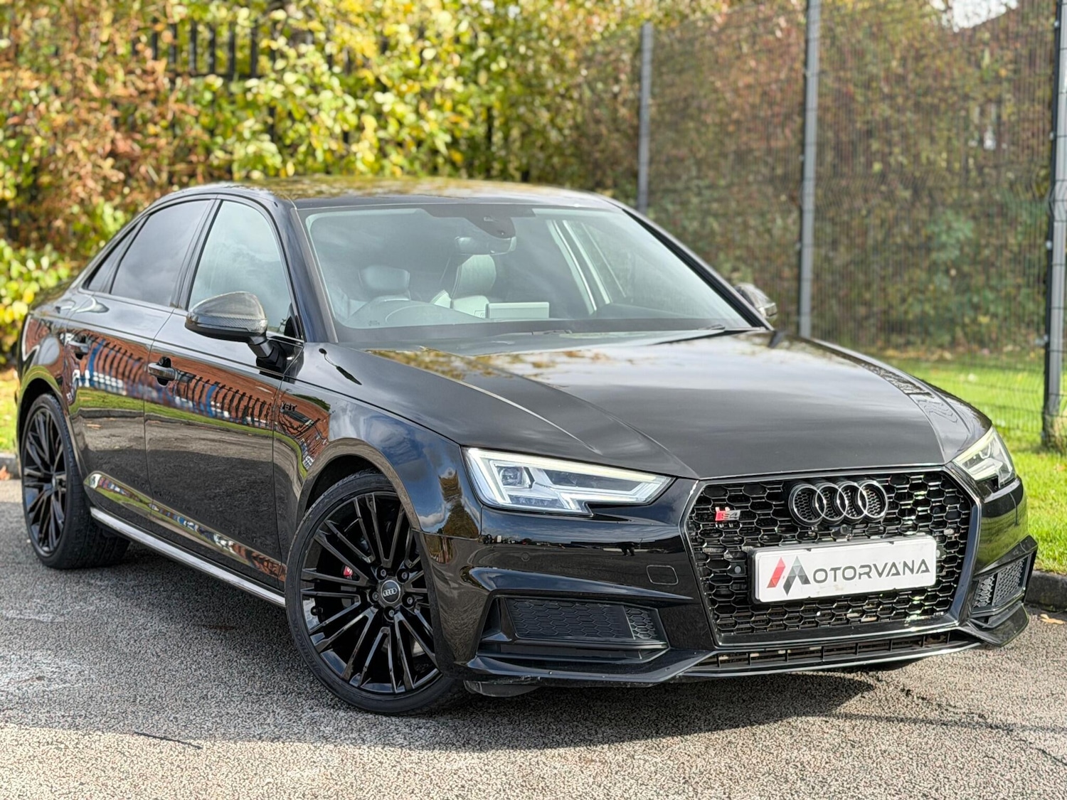 Used Audi A4 2017 for sale - 76562352: Photo 1