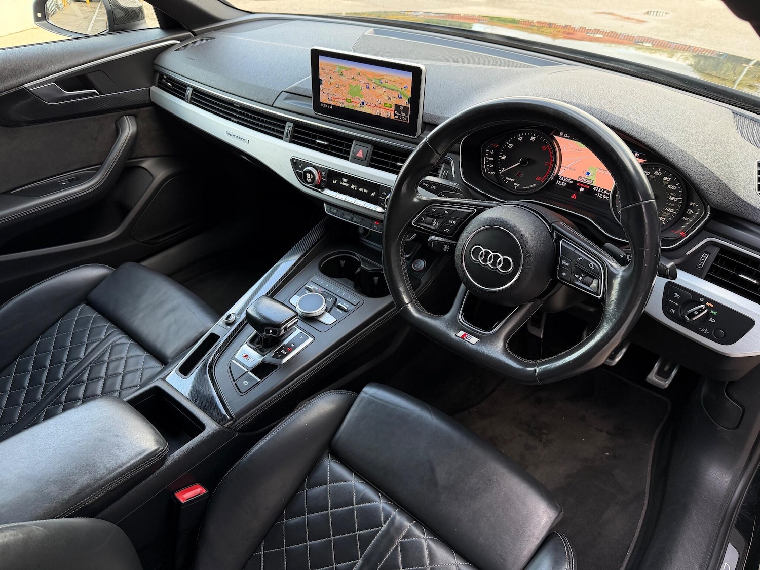 Used Audi A4 2017 for sale - 76562352: Photo 6