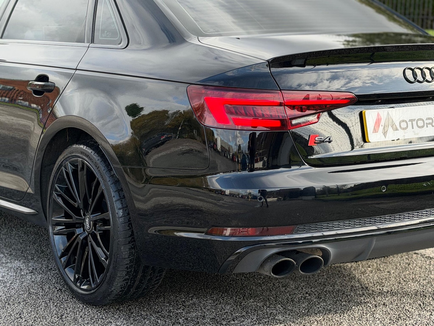 Used Audi A4 2017 for sale - 76562352: Photo 8