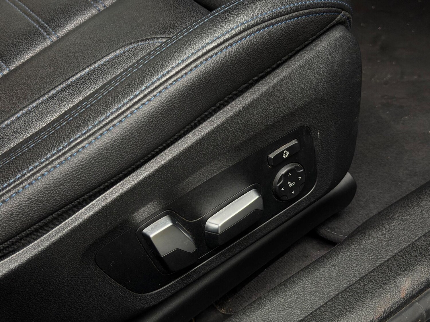 Used BMW 3 Series for sale - 77925801: Photo 53