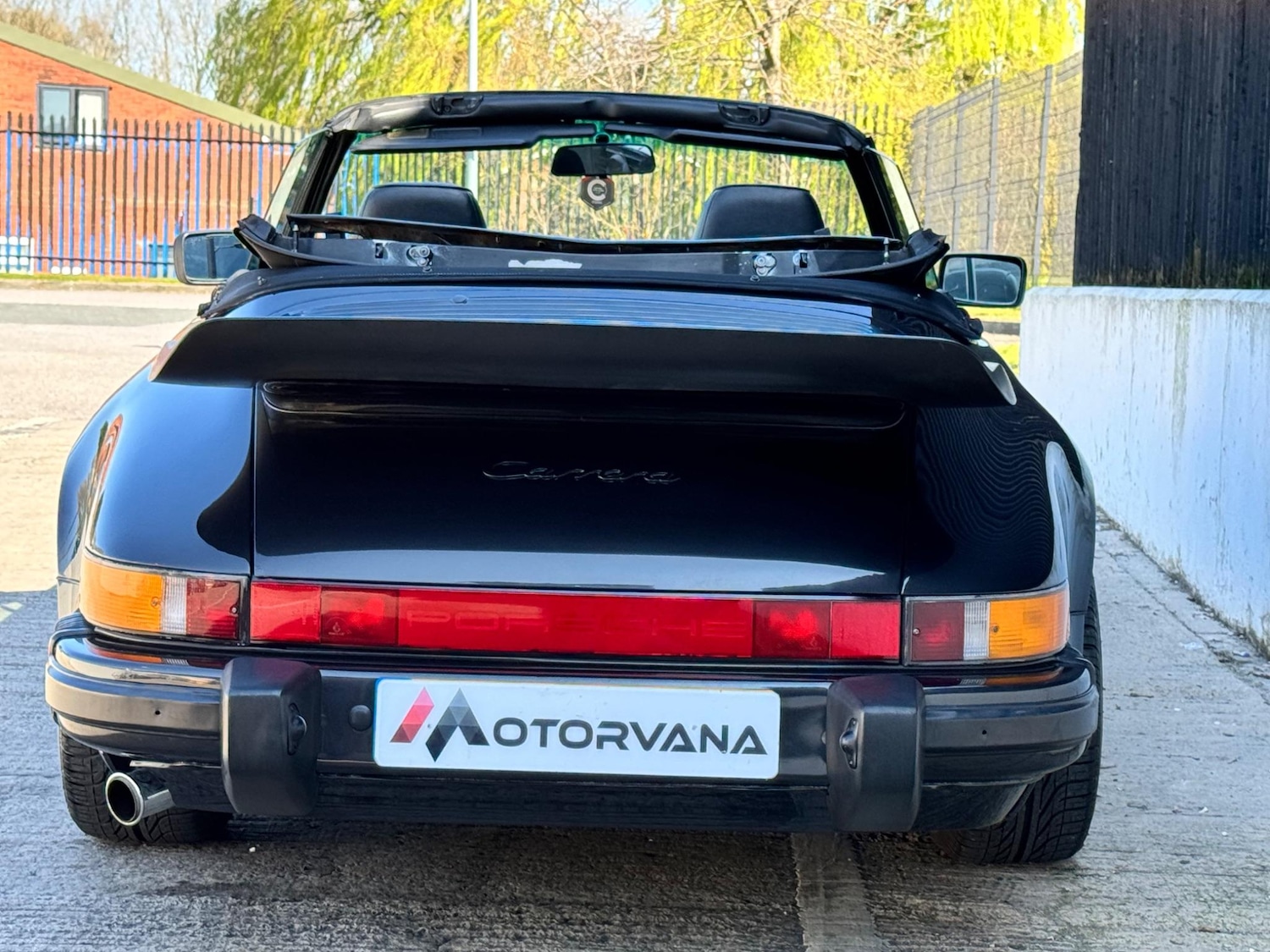 Used Porsche 911 for sale - 76991337: Photo 16