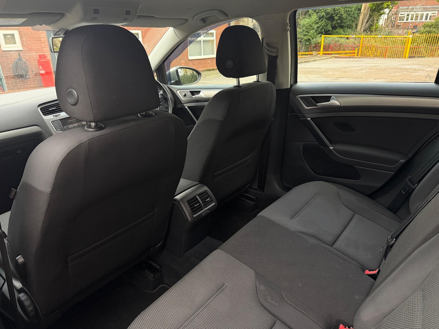 Used Volkswagen Golf 2015 for sale - 77091042: Photo 16