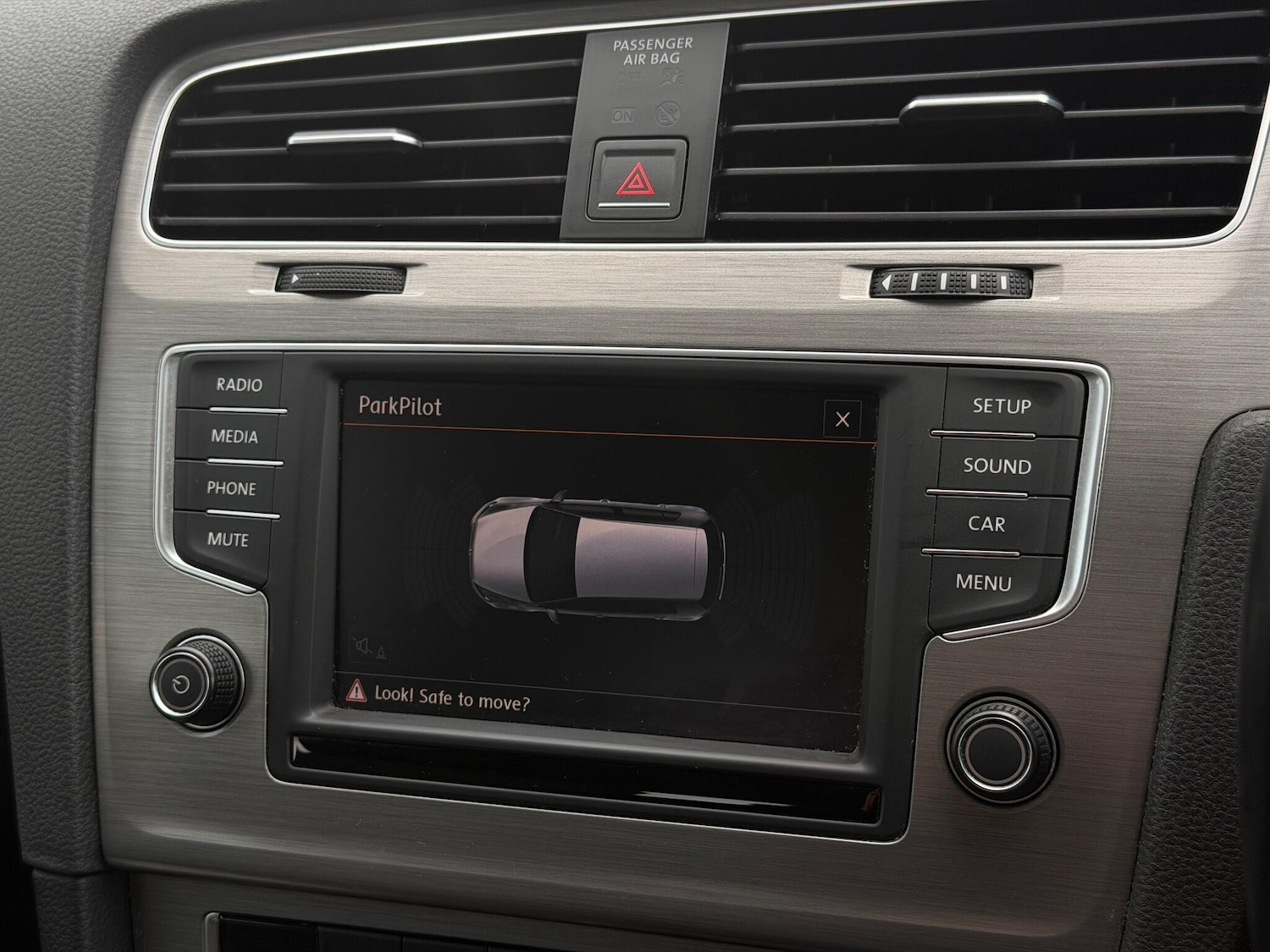 Used Volkswagen Golf 2015 for sale - 77091042: Photo 21