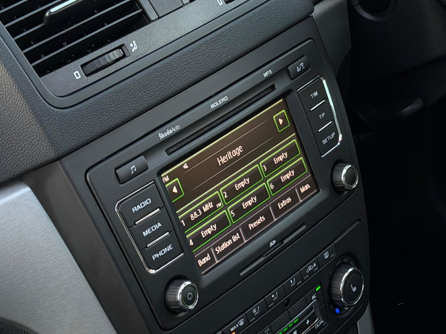 Used Skoda Yeti 2012 for sale - 76608015: Photo 15