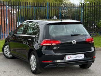 Used Volkswagen Golf 2018 for sale - 78504093: Photo