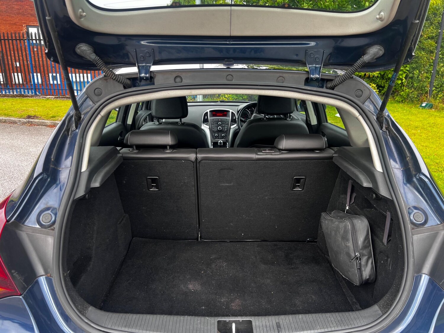 Used Vauxhall Astra 2012 for sale - 76561387: Photo 16