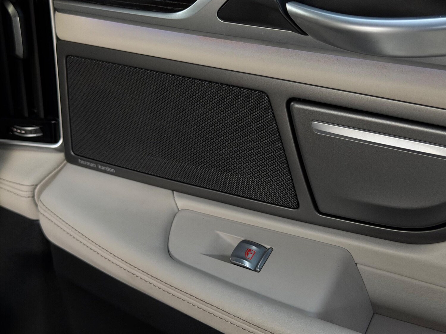 Used BMW 7 Series for sale - 78204940: Photo 23