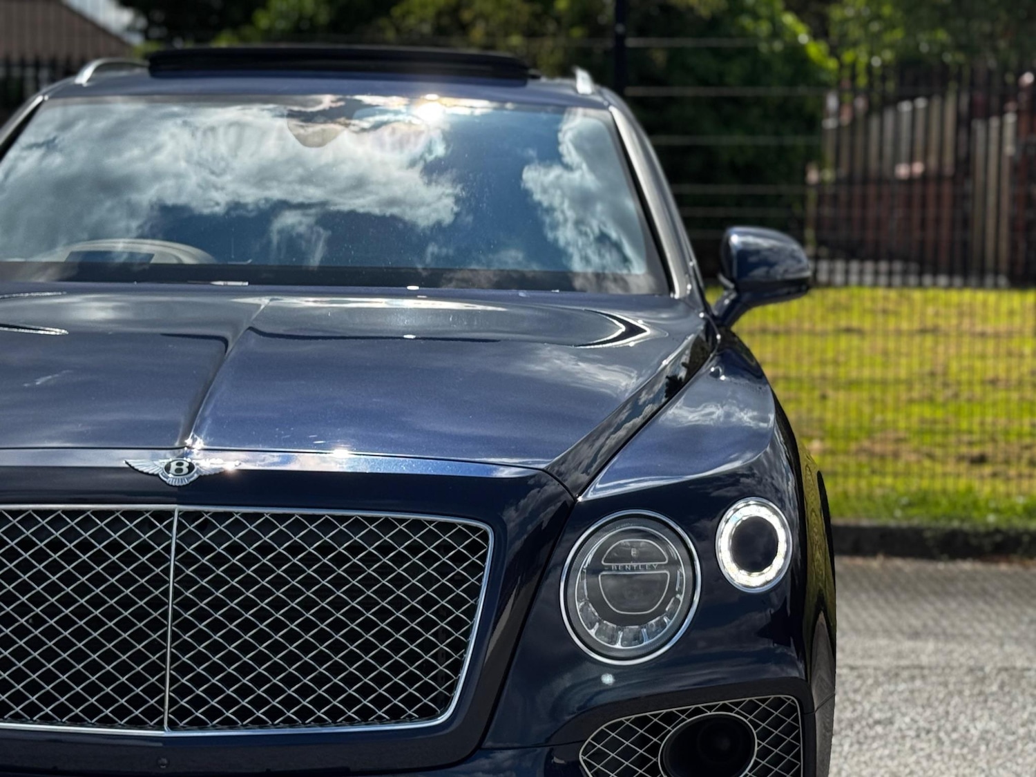 Used Bentley Bentayga 2016 for sale - 76561361: Photo 10