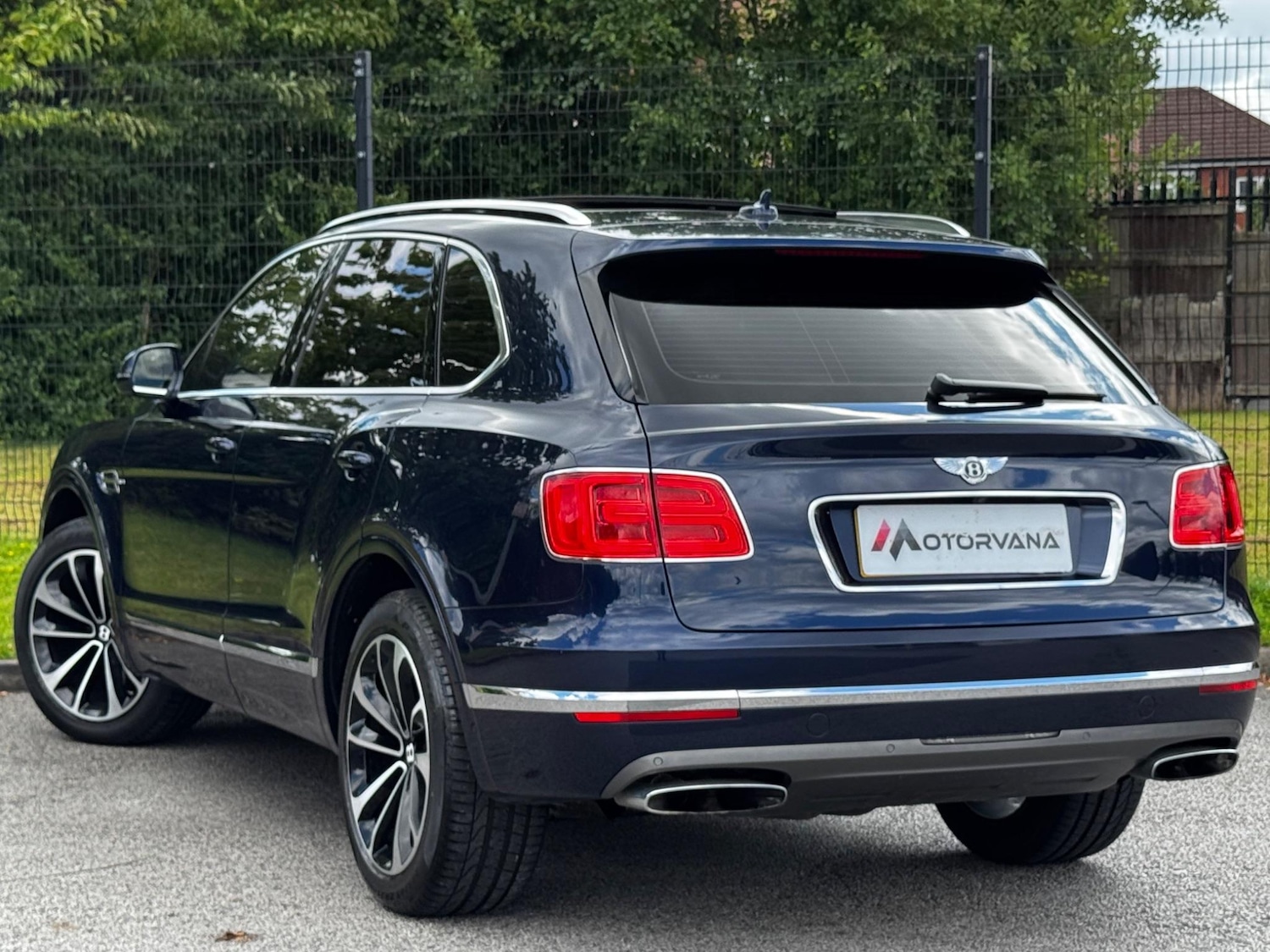 Used Bentley Bentayga 2016 for sale - 76561361: Photo 14