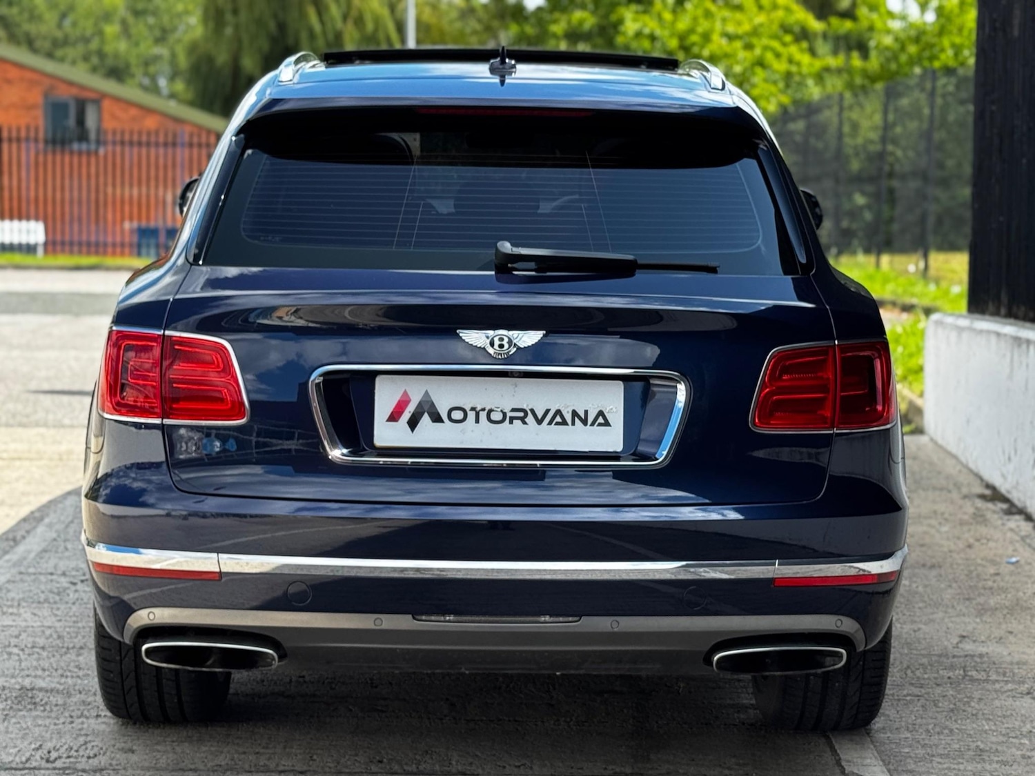 Used Bentley Bentayga 2016 for sale - 76561361: Photo 16