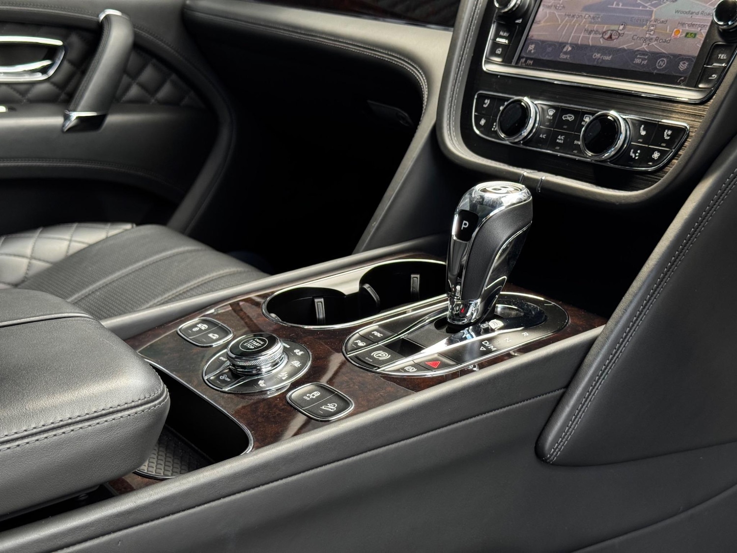 Used Bentley Bentayga 2016 for sale - 76561361: Photo 23