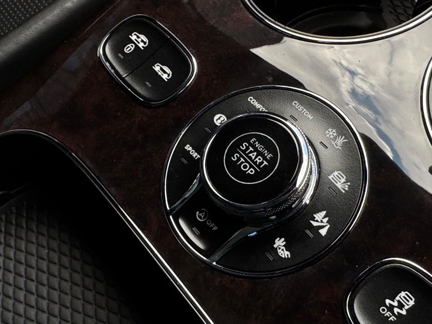 Used Bentley Bentayga 2016 for sale - 76561361: Photo 36