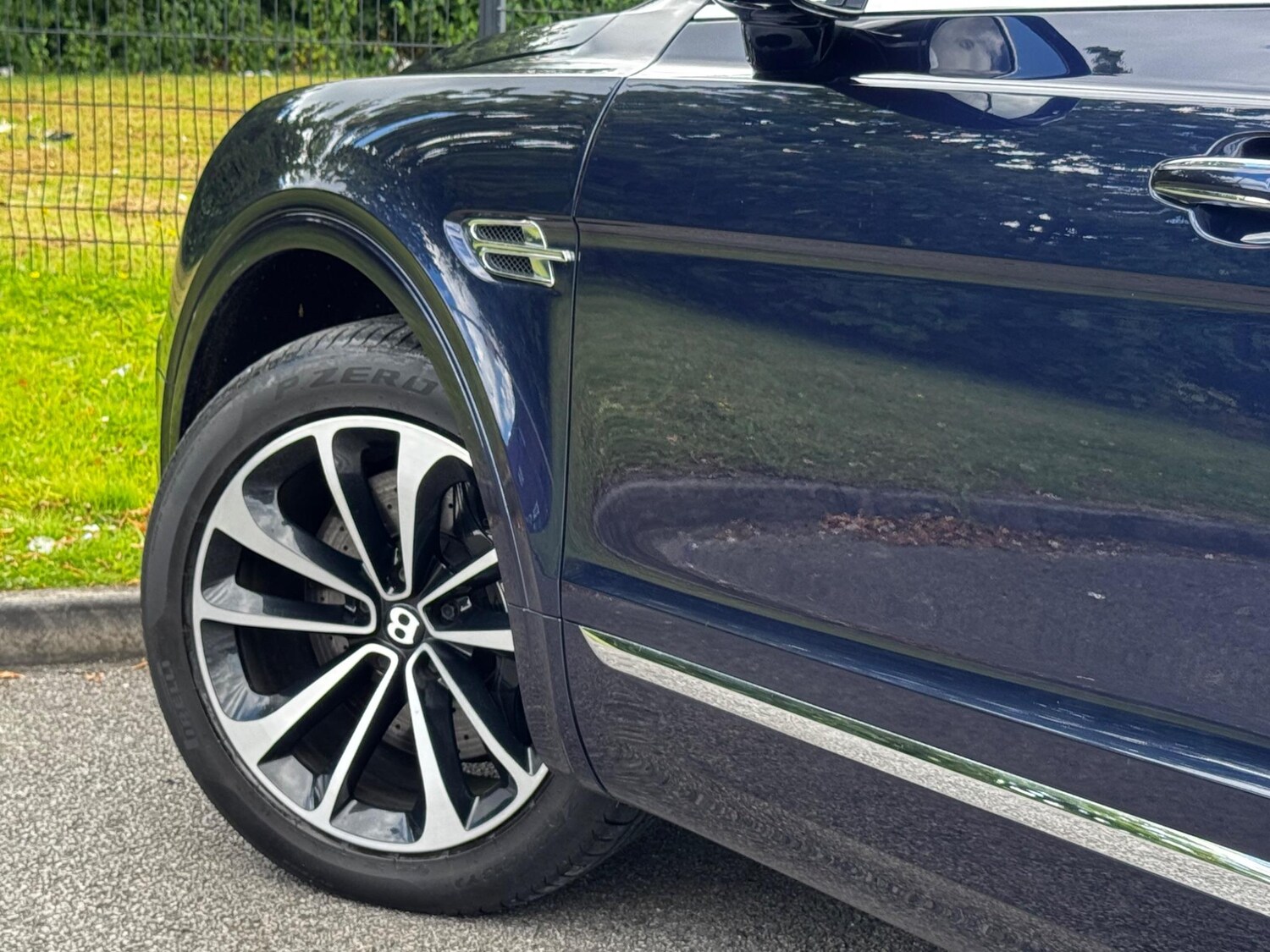 Used Bentley Bentayga 2016 for sale - 76561361: Photo 45